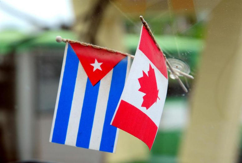 bandera de cuba y canada