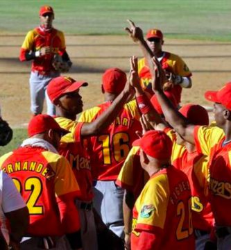 Camagüey y Matanzas irán a la gran final de la Serie Nacional de béisbol,