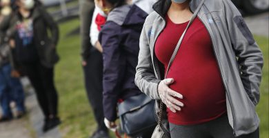 Autoridades alertan que las embarazadas tienen más posibilidades de desarrollar formas graves de la Covid-19