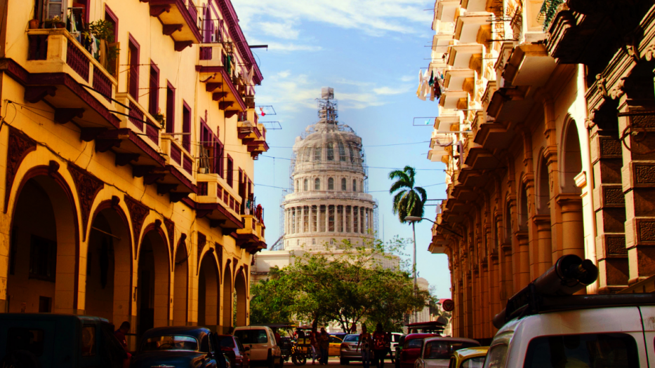 centros y hoteles de aislamiento para viajeros que arriben a Cuba