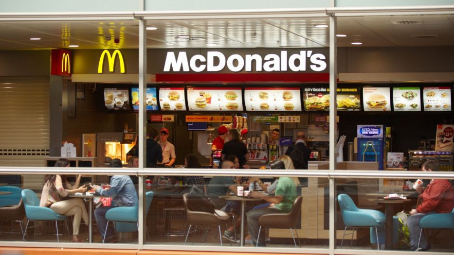 Nuevo comercial de McDonald's protagonizado por “viejitos” cubanos