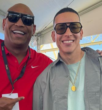 Alexander Delgado se reúne con Daddy Yankee en Miami